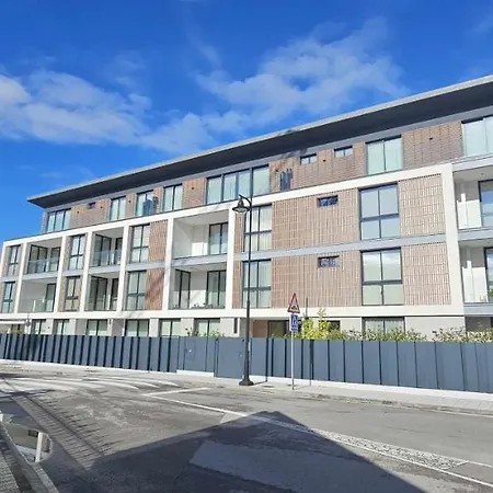 Апартаменты Riverview